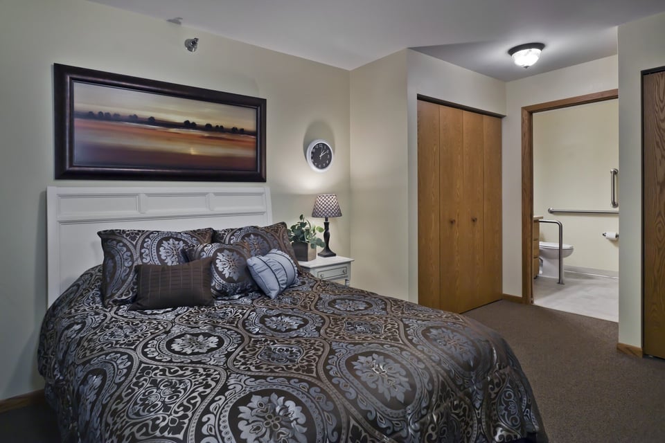 bedroom with large bed