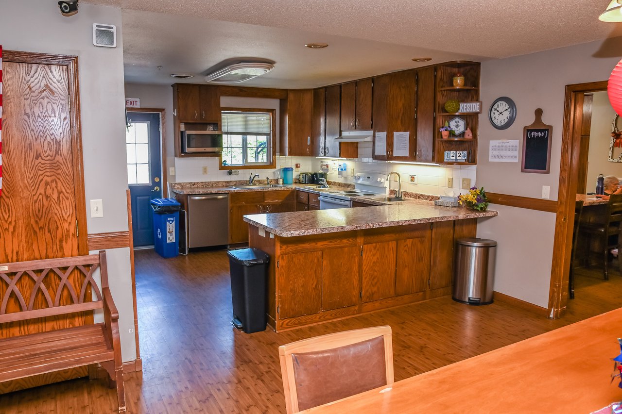 autumn cottages kitchen